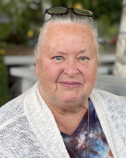 Helen R Klebesadel