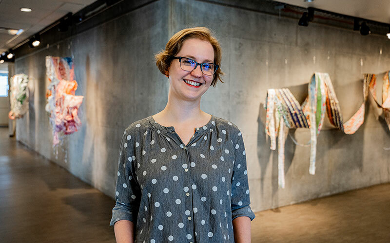 How One Artist Stopped Art Business Overwhelm in Its Tracks