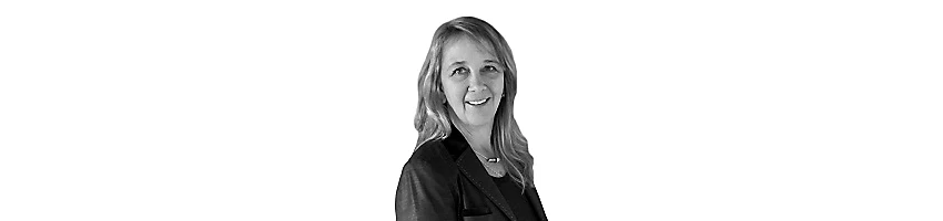headshot of lisa jarrett